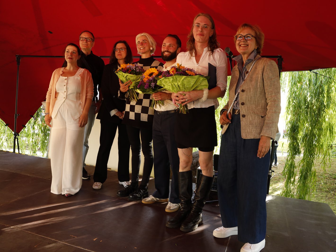 Gruppenfoto mit Stipendit*innen
